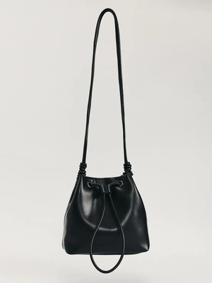 Смотреть модные образы с валберриз с Сумка (артикул 462099907)