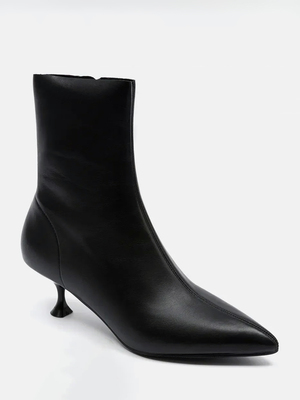 Смотреть модные образы с валберриз с Ботильоны (артикул 474440951)