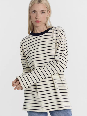 Смотреть модные образы с валберриз с Лонгслив (артикул 229648706)