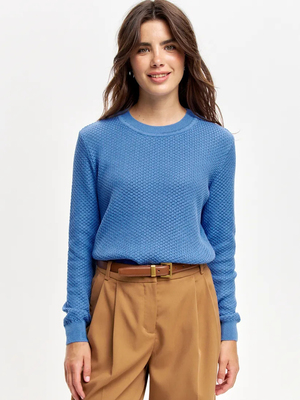 Смотреть модные образы с валберриз с Джемпер (артикул 468413773)