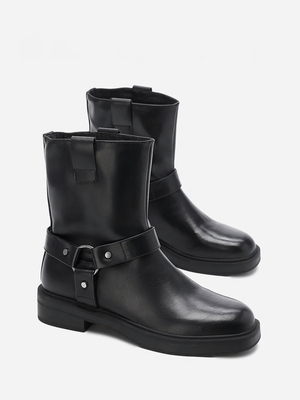 Смотреть модные образы с валберриз с Ботинки (артикул 418743896)