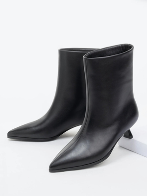 Смотреть модные образы с валберриз с Ботильоны (артикул 431561409)