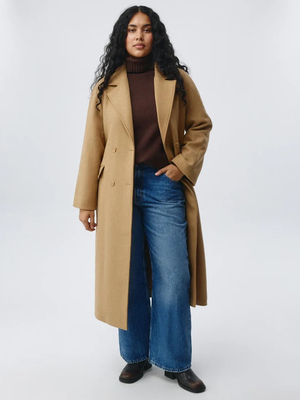 Смотреть модные образы с валберриз с Пальто (артикул 500291585)