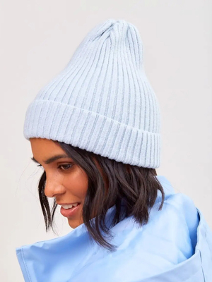 Смотреть модные образы с валберриз с Шапка (артикул 44885267)