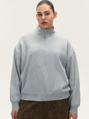 Смотреть модные образы с валберриз с Толстовка (артикул 445418239)