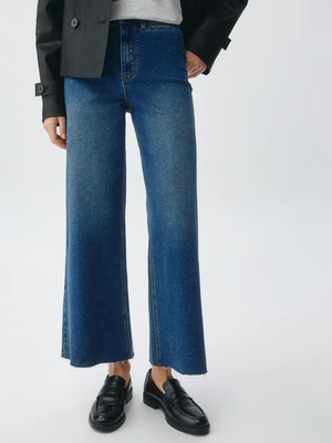 Смотреть модные образы с валберриз с Джинсы (артикул 466443566)