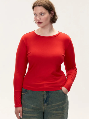 Смотреть модные образы с валберриз с Лонгслив (артикул 455048616)