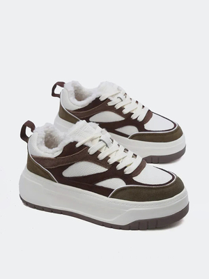 Смотреть модные образы с валберриз с Кроссовки (артикул 391750528)