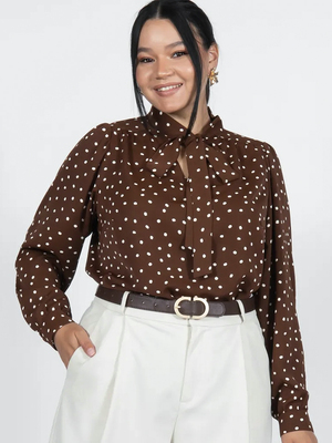 Смотреть модные образы с валберриз с Блуза (артикул 528893024)