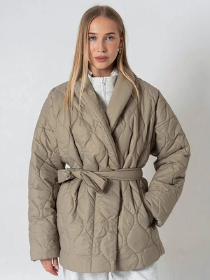 Смотреть образы с Куртка (артикул 526247432)