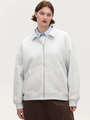 Смотреть модные образы с валберриз с Худи (артикул 505464499)