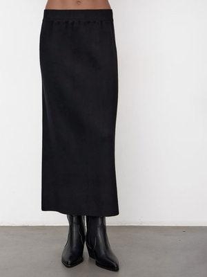 Смотреть модные образы с валберриз с Юбка (артикул 252784846)