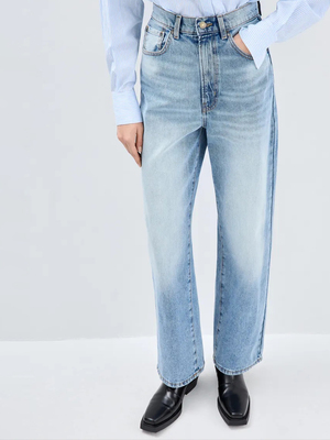 Смотреть модные образы с валберриз с Джинсы (артикул 497701164)