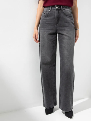 Смотреть модные образы с валберриз с Джинсы (артикул 489630481)