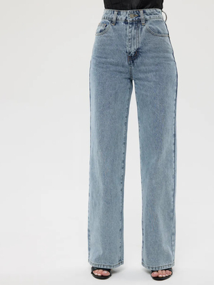 Смотреть модные образы с валберриз с Джинсы (артикул 379955223)