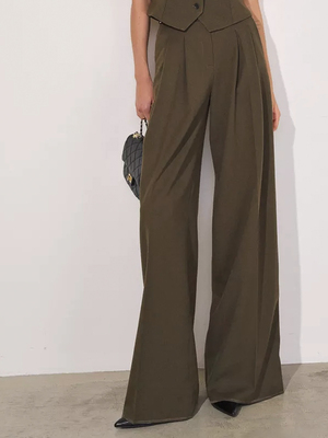 Смотреть образы с Брюки (артикул 179005341)