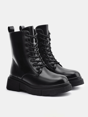 Смотреть модные образы с валберриз с Ботинки ❄️ (артикул 313230547)