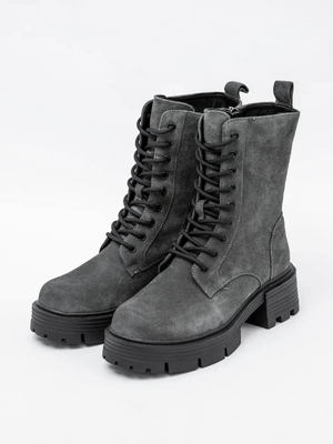 Смотреть образы с Ботинки ❄️ (артикул 414375458)