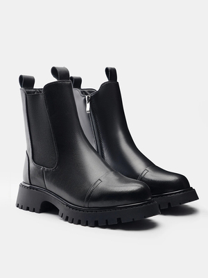 Смотреть модные образы с валберриз с Ботинки ❄️ (артикул 429590883)