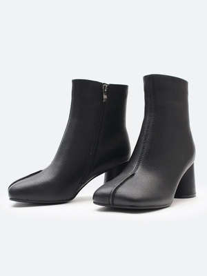 Смотреть модные образы с валберриз с Ботильоны (артикул 497476853)