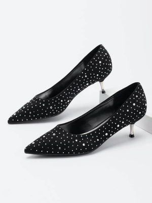 Смотреть модные образы с валберриз с Туфли (артикул 523810829)