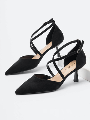 Смотреть модные образы с валберриз с Туфли (артикул 525459701)