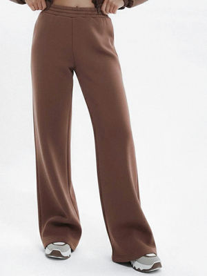 Смотреть модные образы с валберриз с Брюки (артикул 264194180)