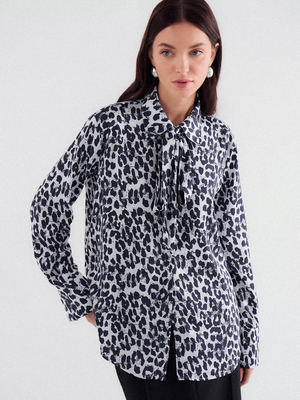 Смотреть модные образы с валберриз с Блуза (артикул 262989885)