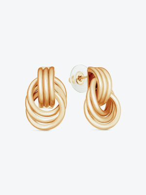 Смотреть модные образы с валберриз с Серьги (артикул 279314771)