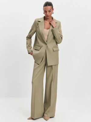 Смотреть модные образы с валберриз с Костюм (артикул 444165696)