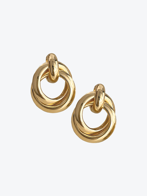 Смотреть модные образы с валберриз с Серьги (артикул 230939859)