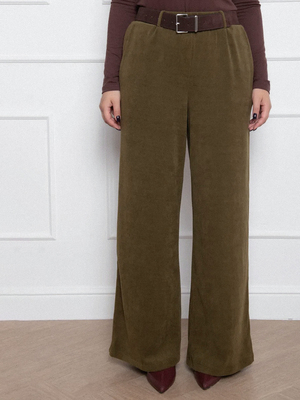 Смотреть модные образы с валберриз с Брюки (артикул 567760147)