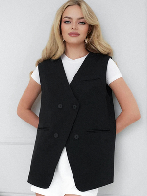 Смотреть модные образы с валберриз с Жилет (артикул 310479035)