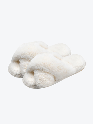 Смотреть модные образы с валберриз с Тапочки (артикул 173330790)