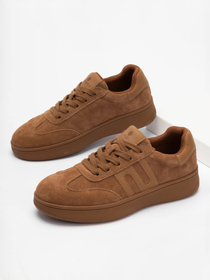 Смотреть модные образы с валберриз с Кеды (артикул 506574257)