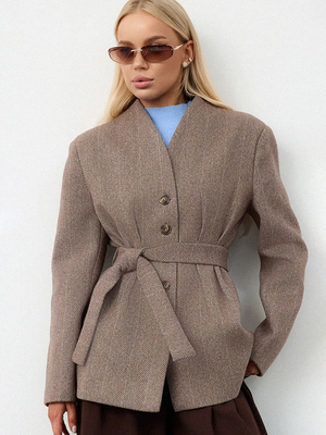 Смотреть модные образы с валберриз с Пальто (артикул 507221230)