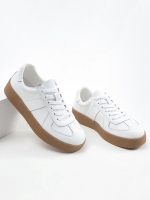 Смотреть модные образы с валберриз с Кеды (артикул 390416662)