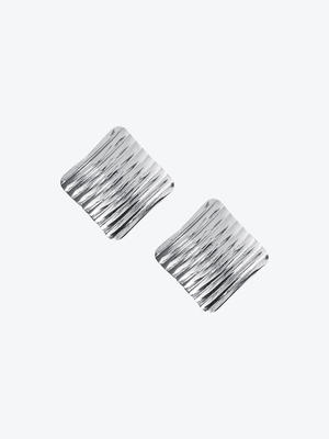 Смотреть модные образы с валберриз с Серьги (артикул 424741674)