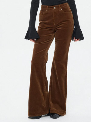 Смотреть модные образы с валберриз с Брюки (артикул 732783365)