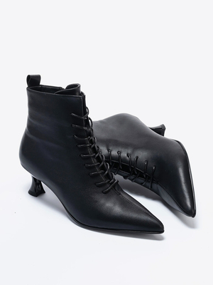 Смотреть модные образы с валберриз с Ботильоны (артикул 739984983)