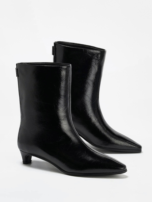 Смотреть модные образы с валберриз с Ботильоны (артикул 732662617)