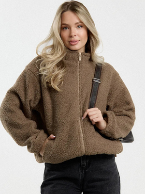 Смотреть модные образы с валберриз с Толстовка (артикул 559408823)