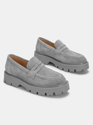 Смотреть образы с Лоферы (артикул 632884418)