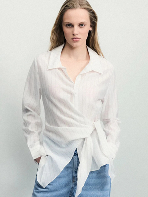 Смотреть модные образы с валберриз с Блуза (артикул 846359181)