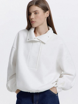 Смотреть модные образы с валберриз с Свитшот (артикул 757887337)