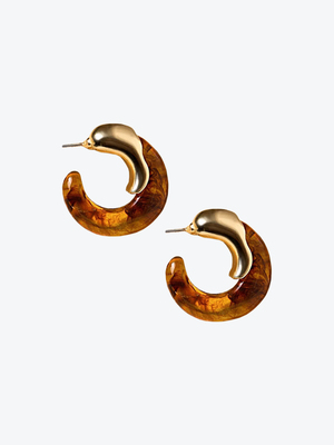 Смотреть модные образы с валберриз с Серьги (артикул 251095164)