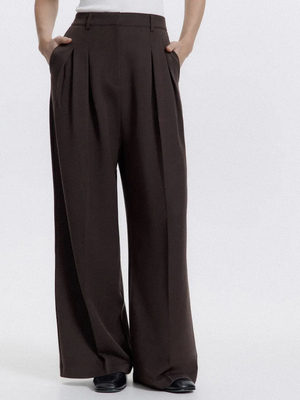 Смотреть модные образы с валберриз с Брюки (артикул 526407163)