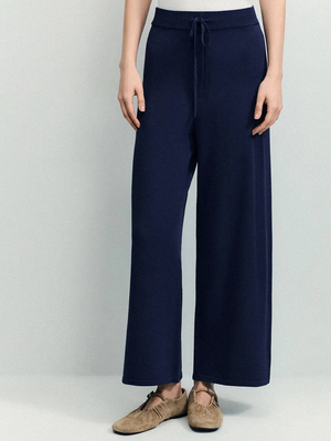 Смотреть модные образы с валберриз с Брюки (артикул 831768119)