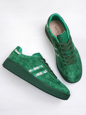 Смотреть образы с Кеды (артикул 891353235)